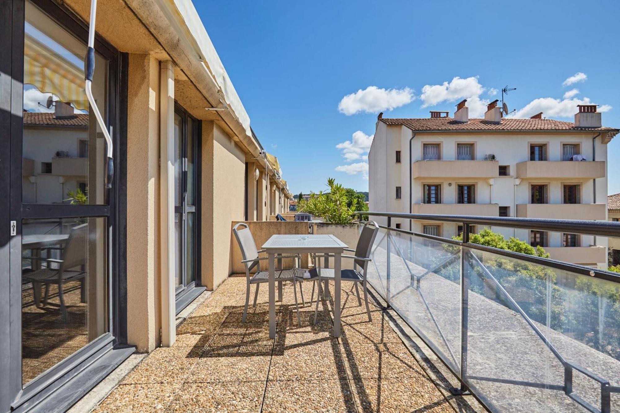 Appart Hotel Odalys City Aix En Provence Les Floridianes Екс-ан-Прованс Екстер'єр фото