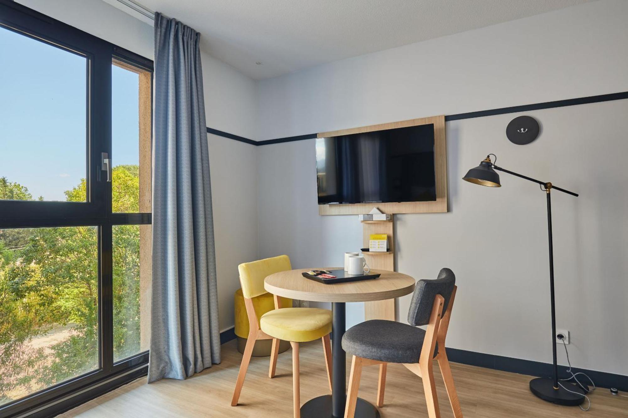 Appart Hotel Odalys City Aix En Provence Les Floridianes Екс-ан-Прованс Екстер'єр фото